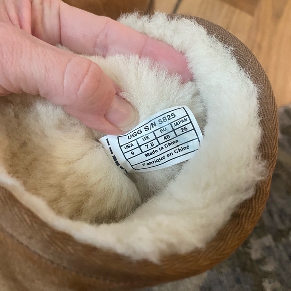 Ugg chestnut short II - Picture 12 of 13